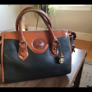 Vintage Dark Green Dooney & Bourke purse Dr. Bag